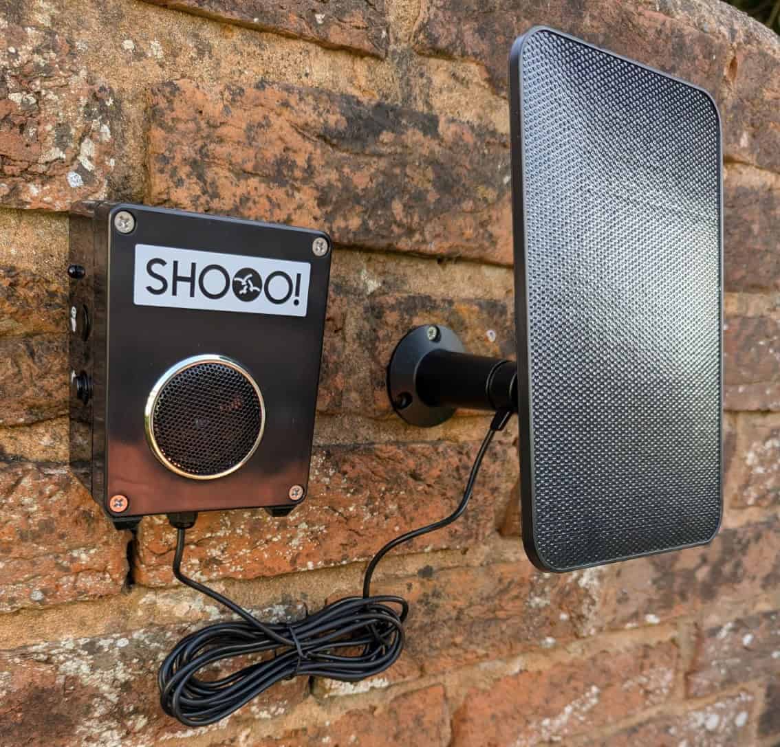 Shooo!  Pigeon Deterrent & Bird Scarer – Crow, Magpie – Solar Powered.